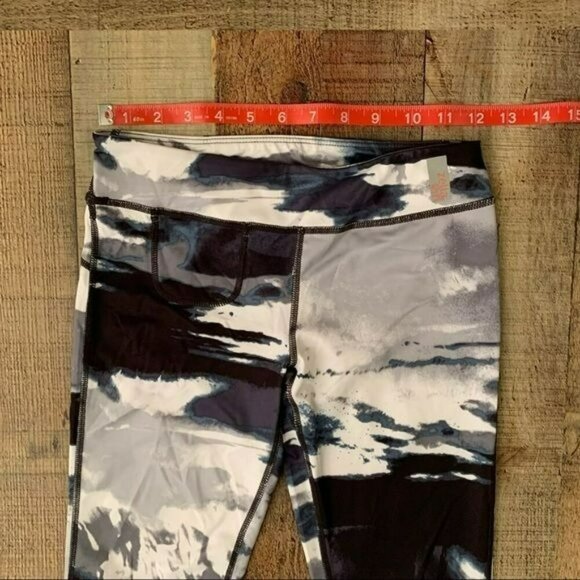 Zella girls size large 10/12 black white gray tie dye leggings - Picture 2 of 9